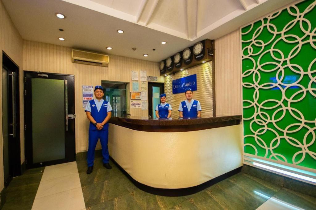 Hotel Dream World Araneta Cubao Quezon City Exteriör bild